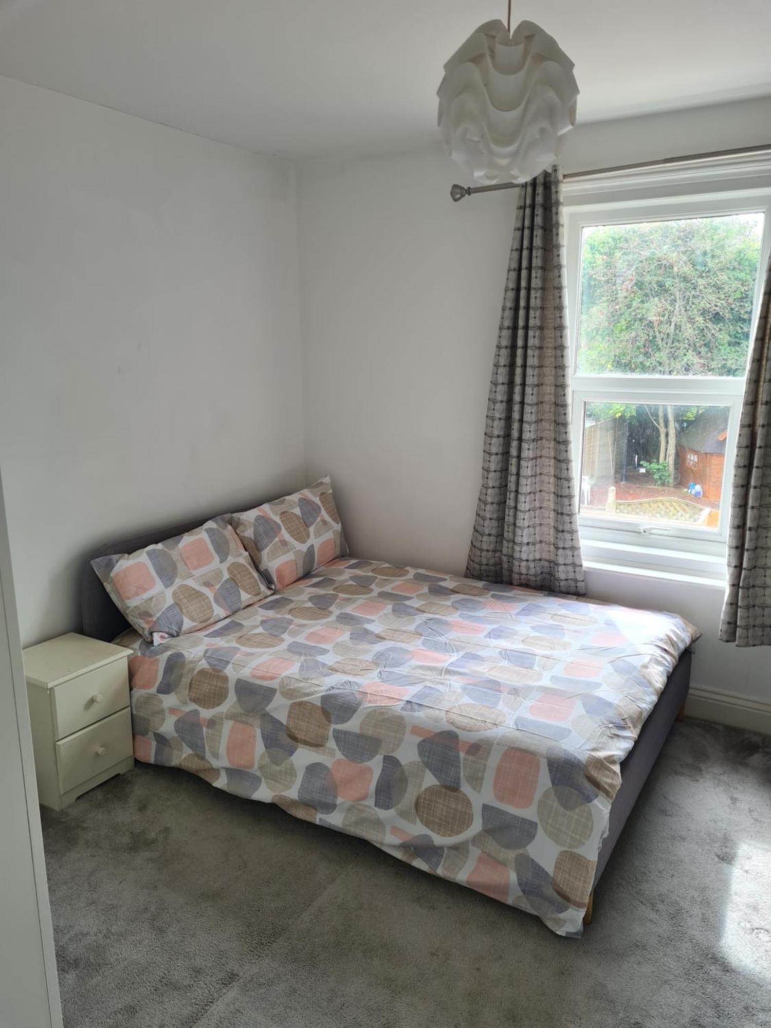 A Private & Beautiful Bedroom With Shared Bathroom In The Heart Of บอร์นมัธ ภายนอก รูปภาพ